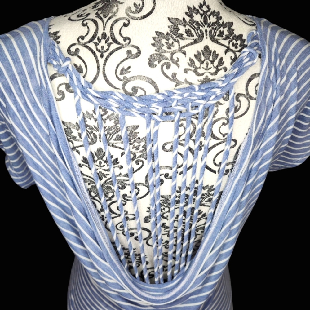 FOXY Stripped T-Shirt With Open Back- XSmall - Picture 5 of 6